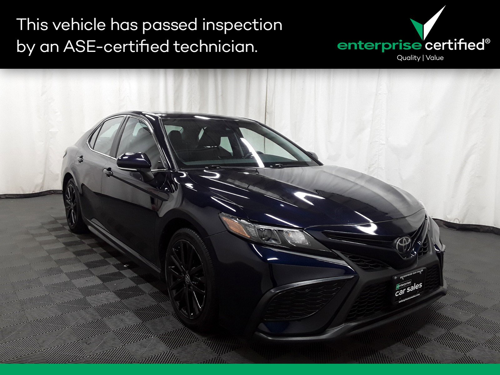 Used 2022 Toyota Camry SE Auto