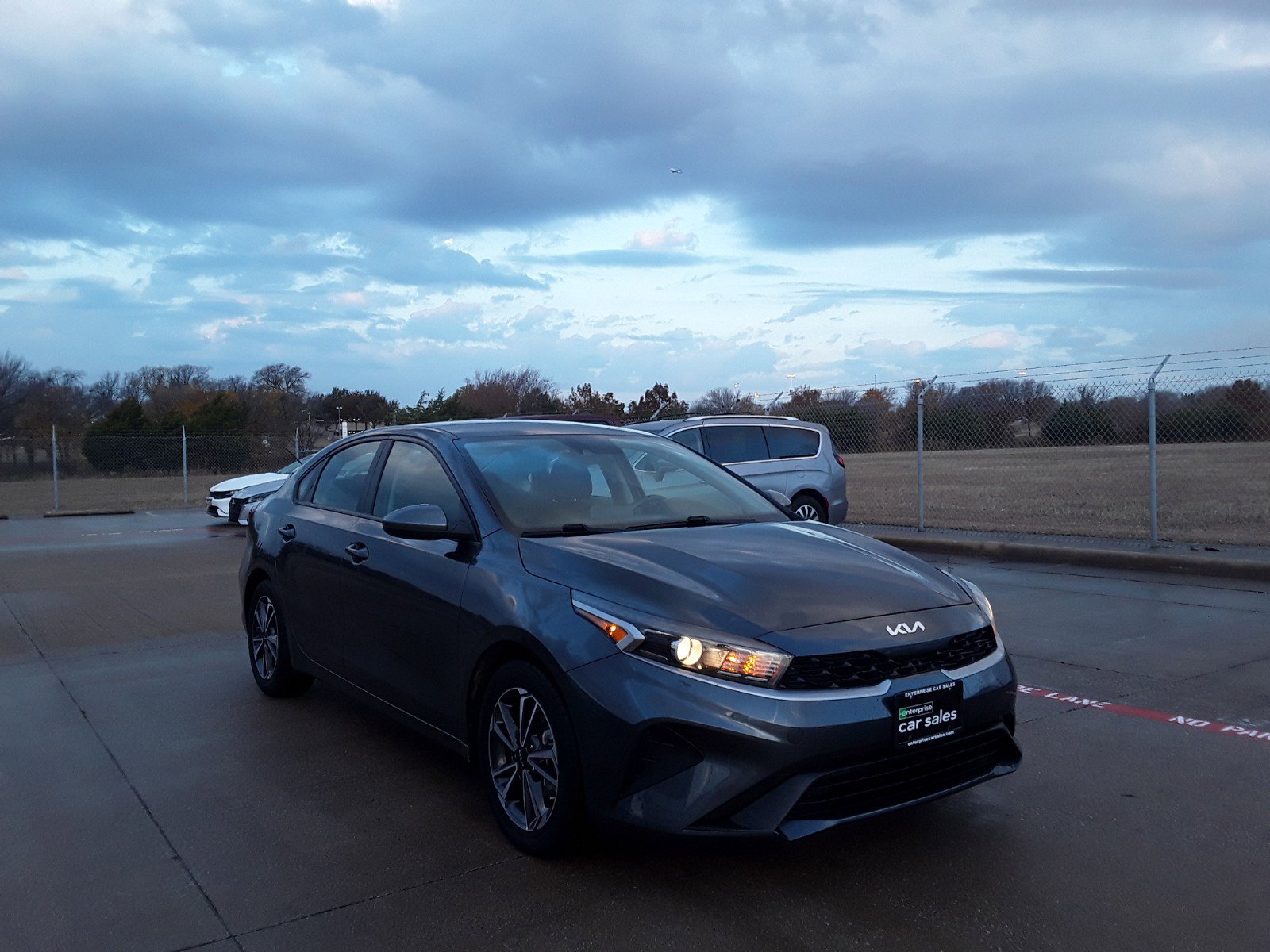 Used 2022 Kia Forte LXS IVT