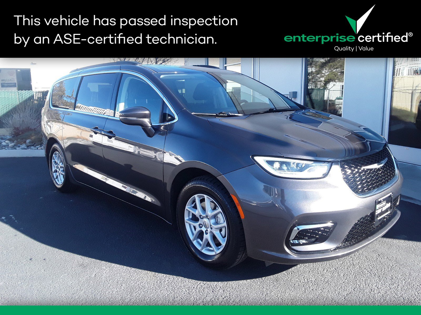 Used 2022 Chrysler Pacifica Touring L FWD