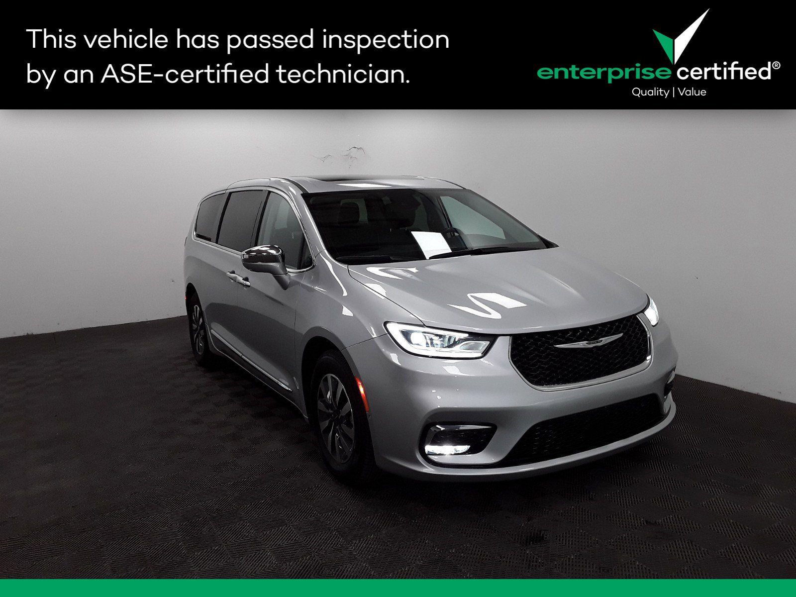 Used 2022 Chrysler Pacifica Hybrid Limited FWD