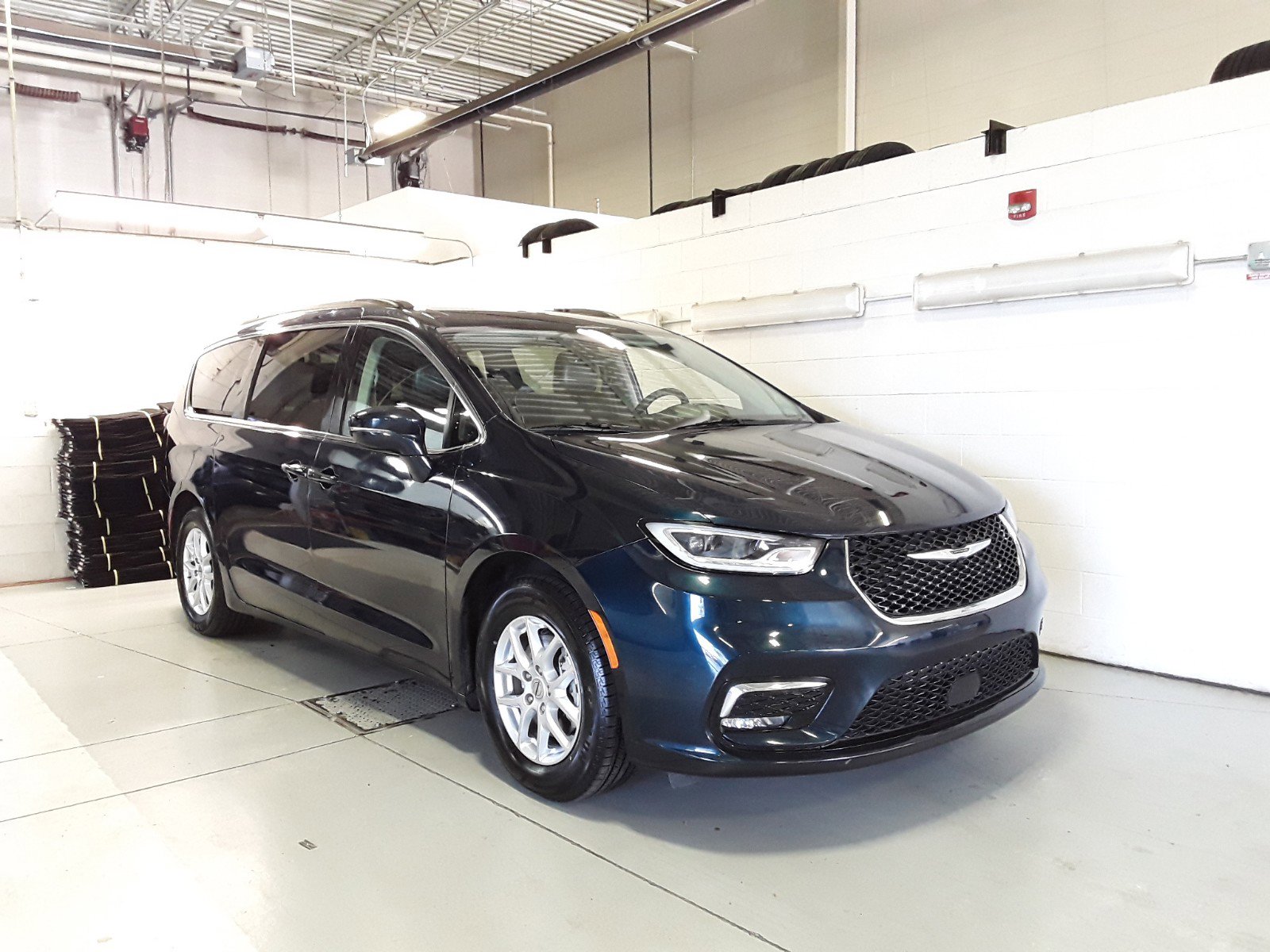 2022 Chrysler Pacifica Touring L FWD