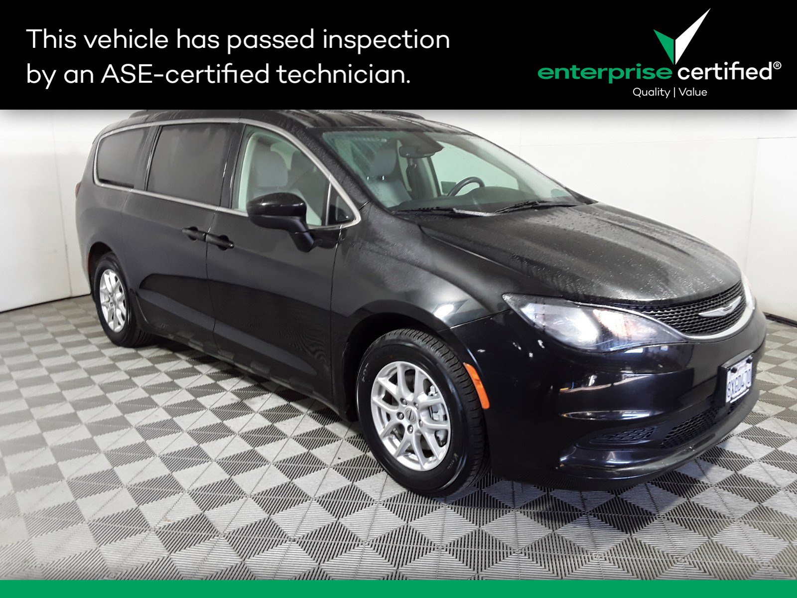 Used 2021 Chrysler Voyager LXI FWD