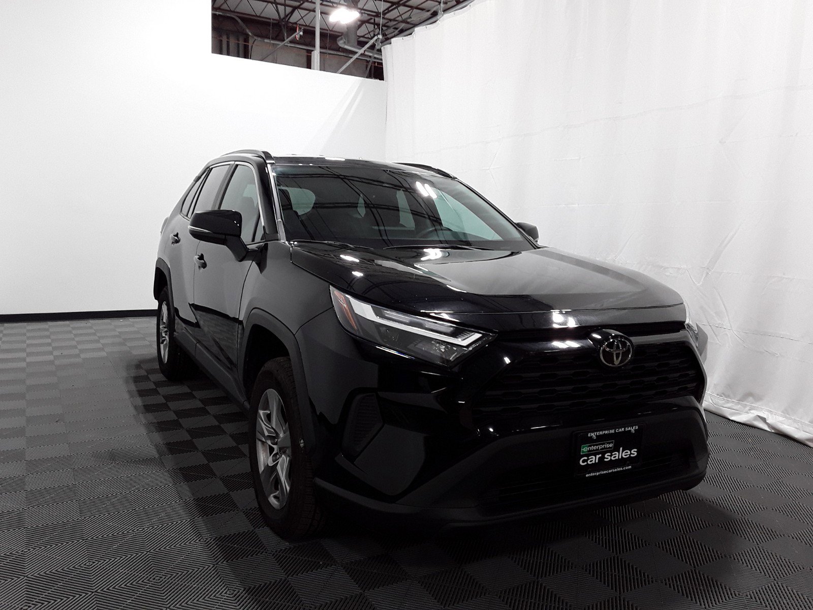 Used 2022 Toyota RAV4 XLE AWD