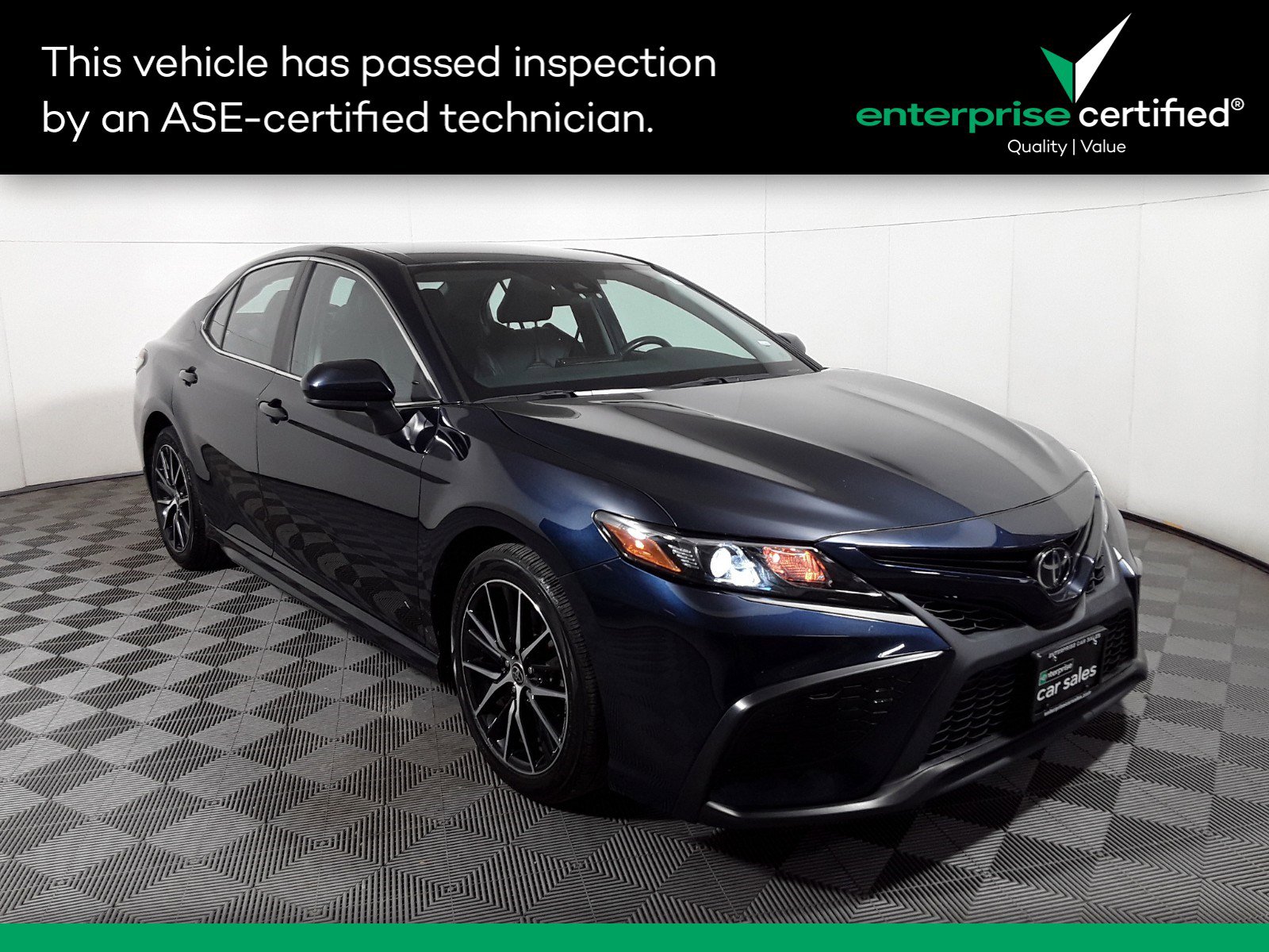 Used 2021 Toyota Camry SE Auto