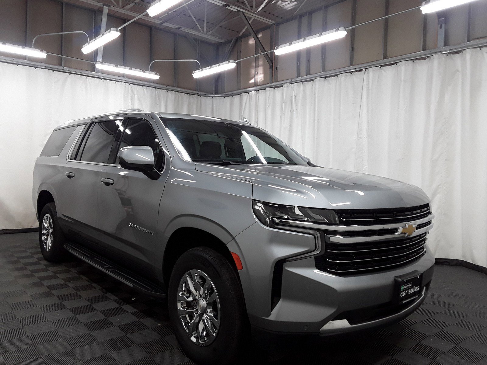 2023 Chevrolet Suburban 4WD 4dr LT