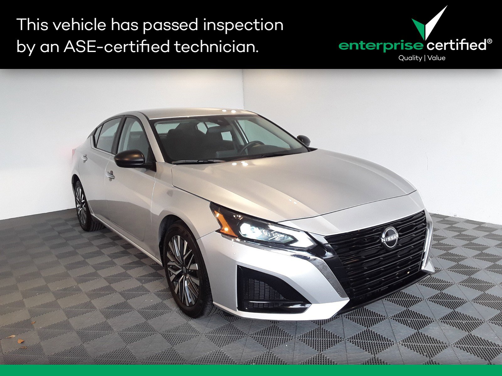 Used 2024 Nissan Altima 2.5 SV Sedan