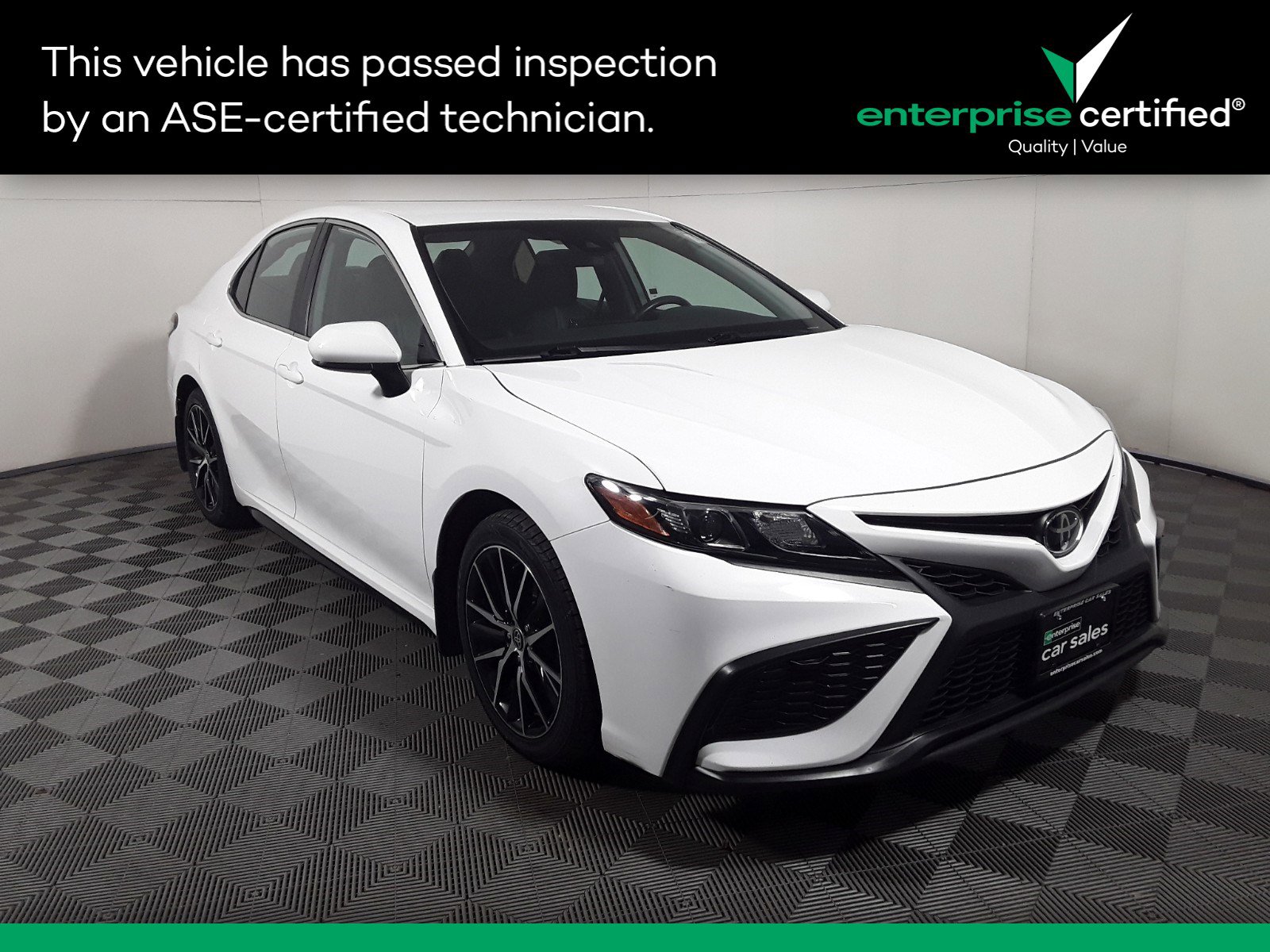 Used 2021 Toyota Camry SE Auto