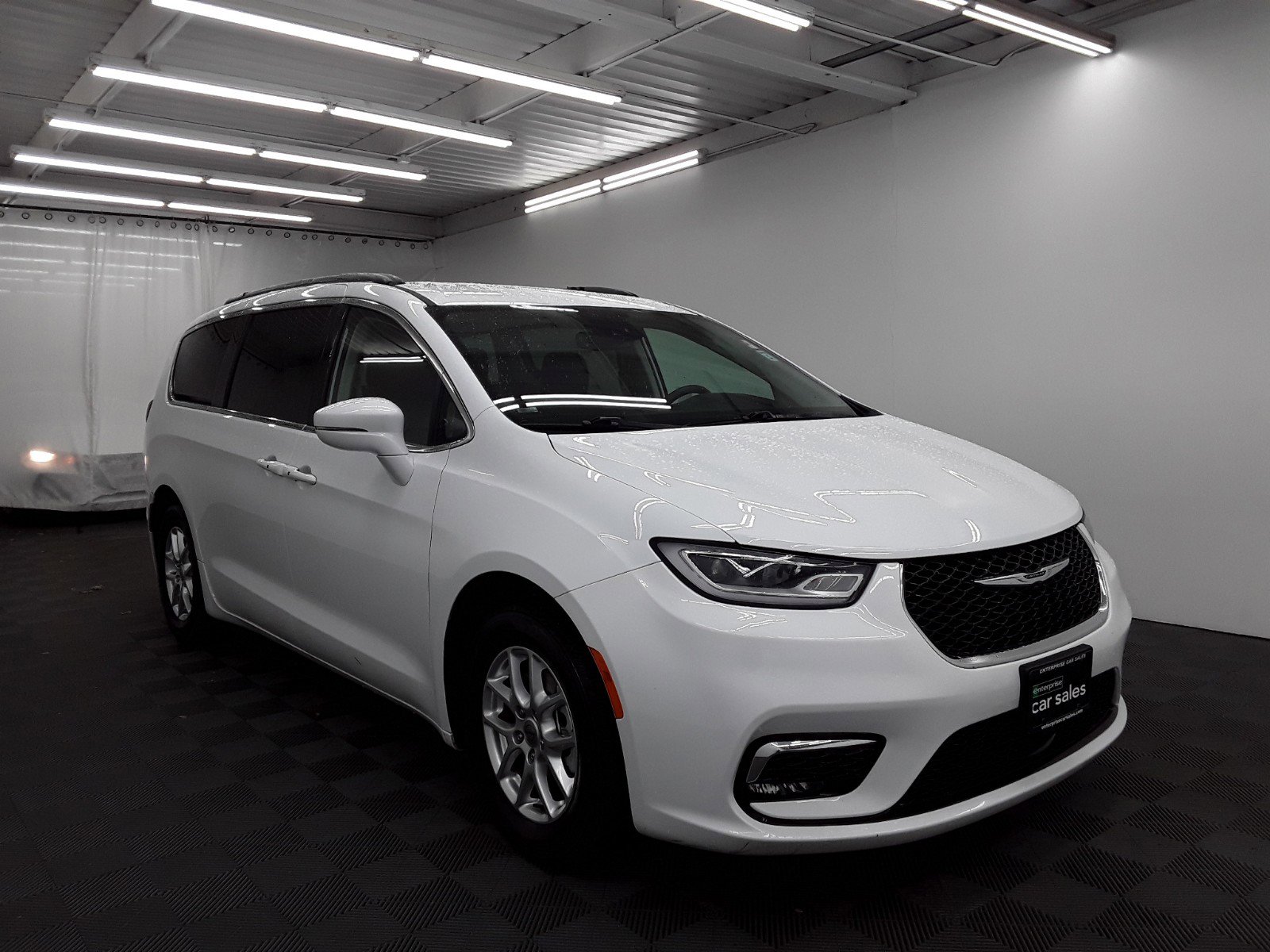 Used 2022 Chrysler Pacifica Touring L FWD