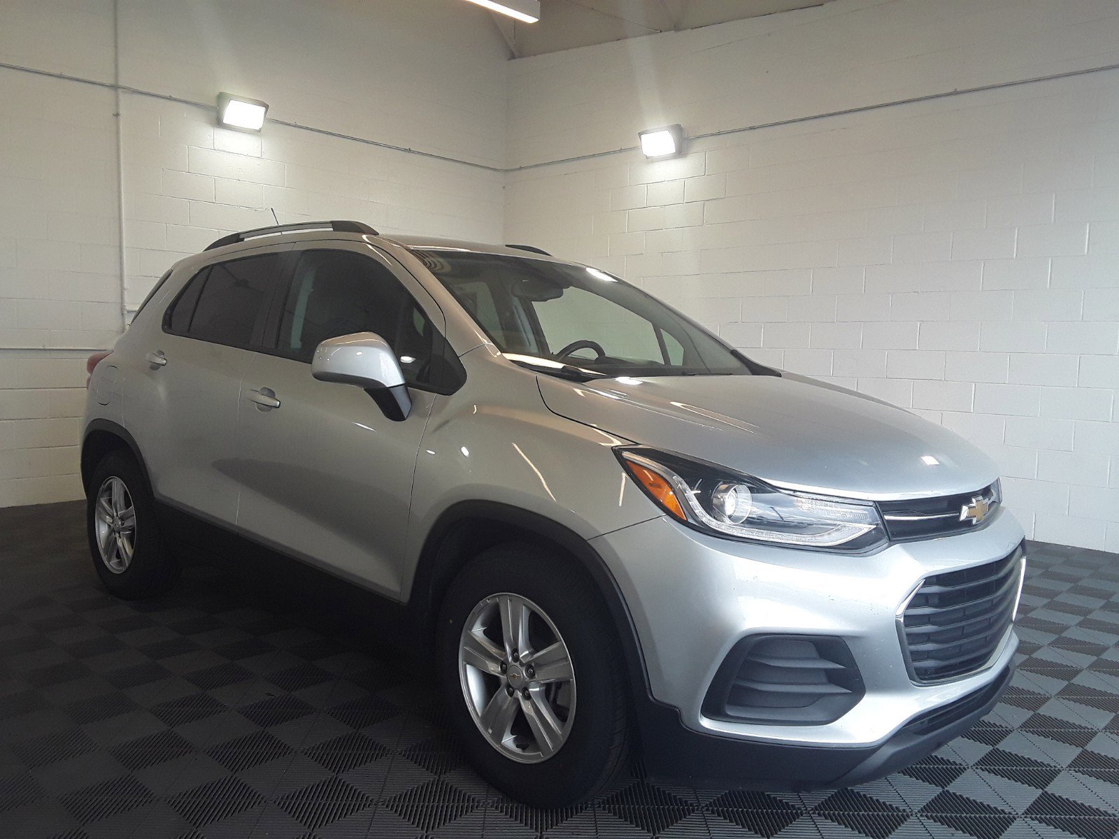 Used 2021 Chevrolet Trax FWD 4dr LT