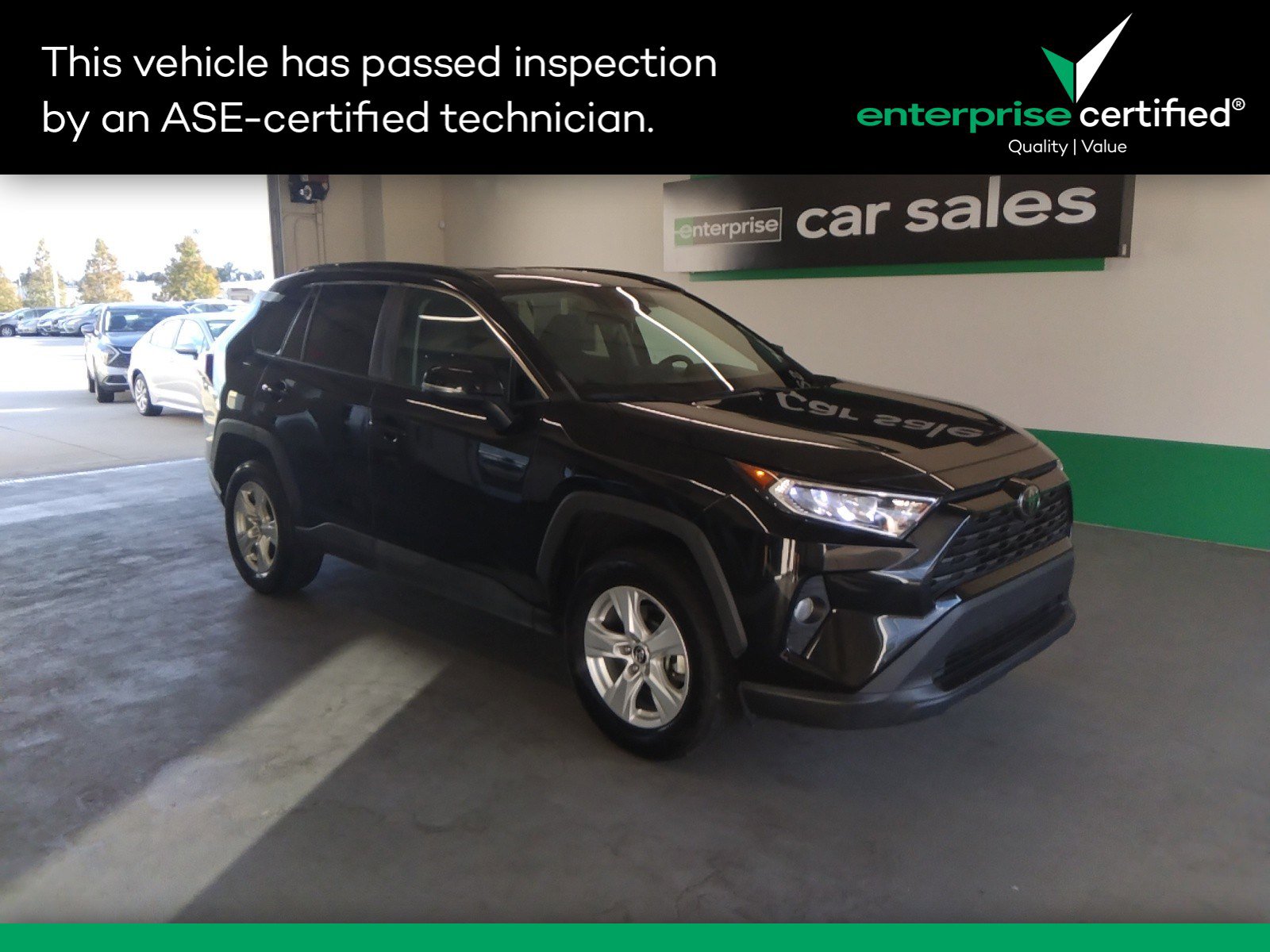 Used 2021 Toyota RAV4 XLE FWD