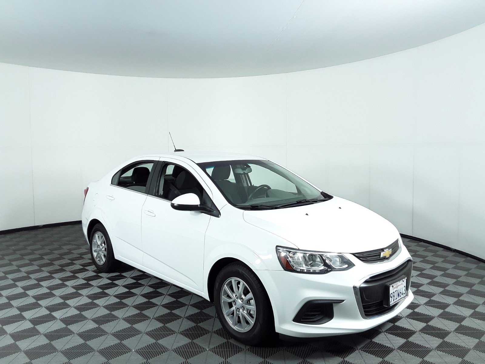 2020 Chevrolet Sonic 4dr Sdn LT