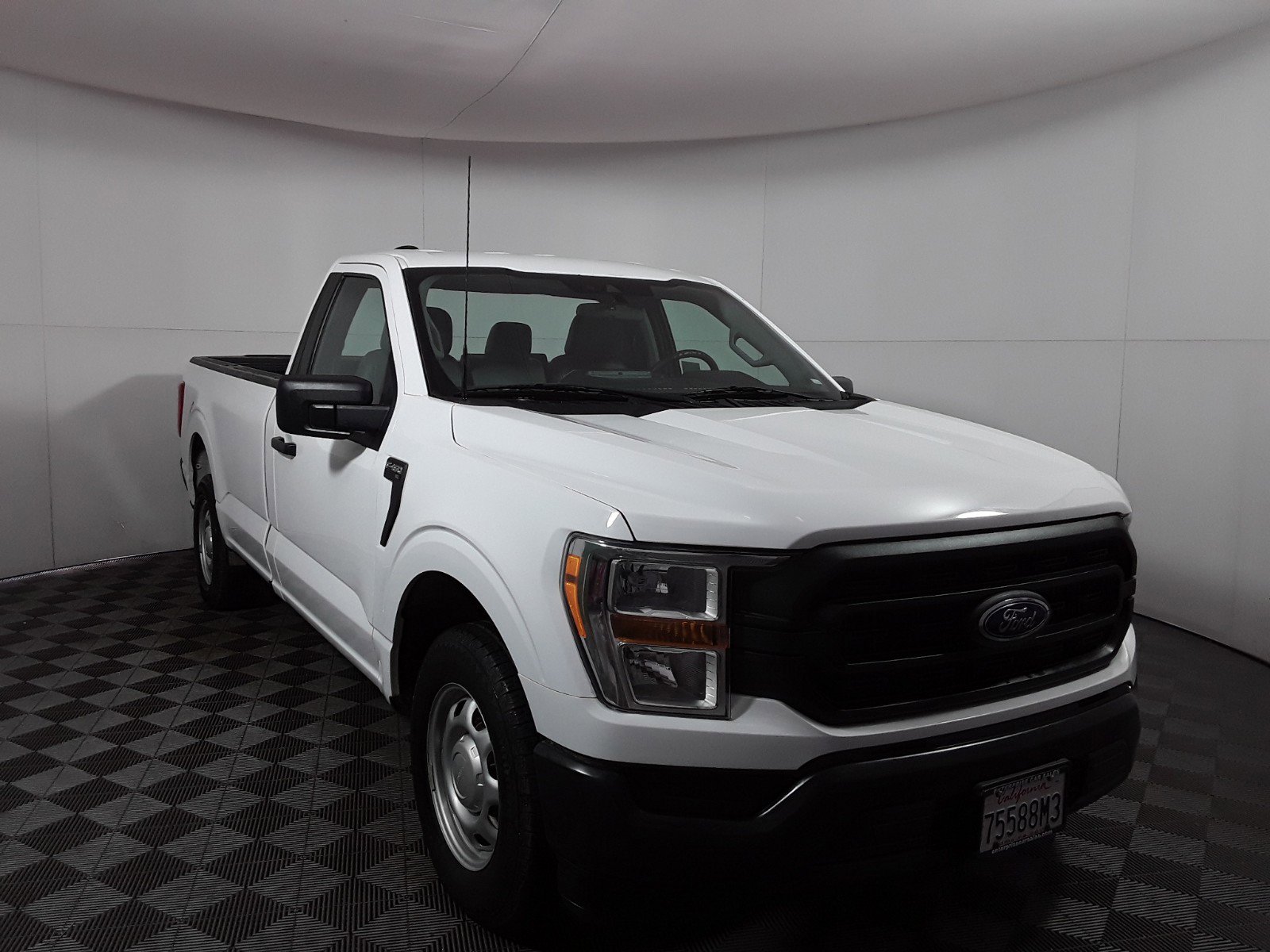 2021 Ford F-150 XL 2WD Reg Cab 6.5' Box