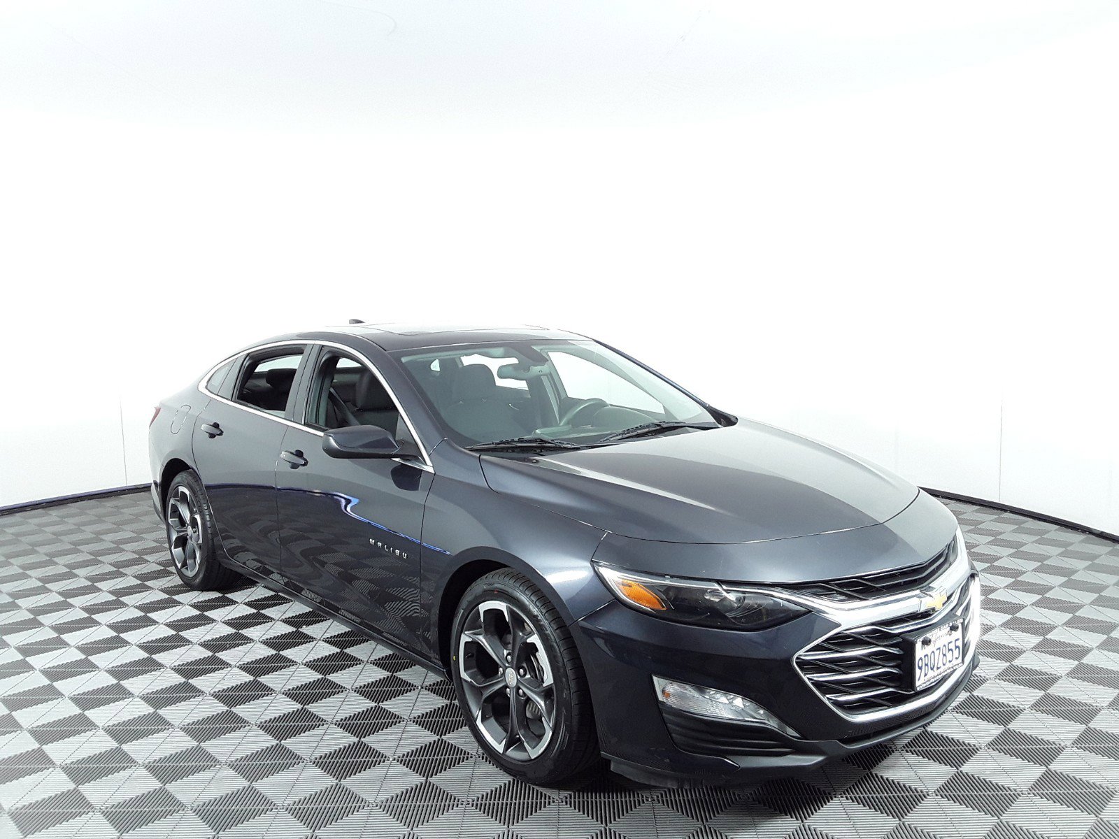 2022 Chevrolet Malibu 4dr Sdn LT