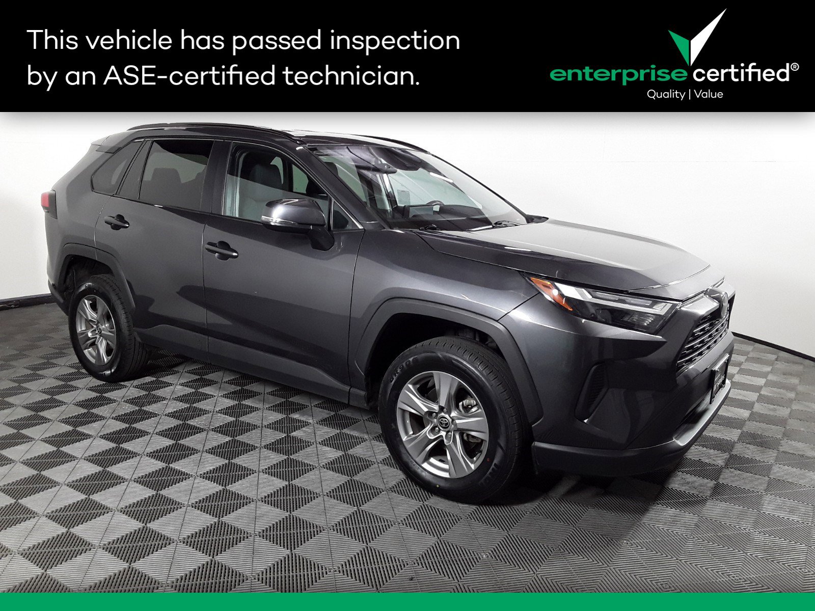 Used 2022 Toyota RAV4 XLE FWD