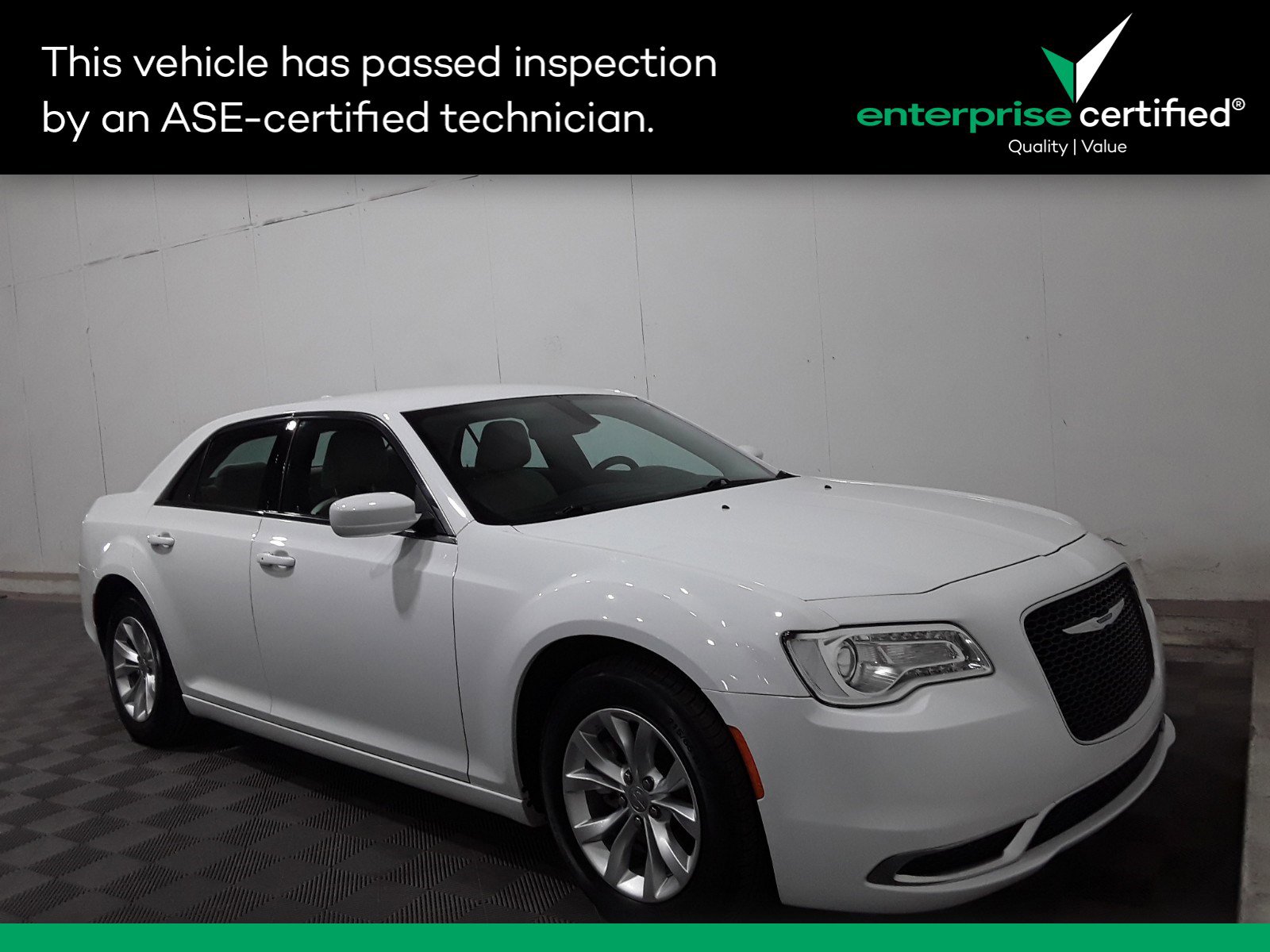 Used 2022 Chrysler 300 Touring RWD