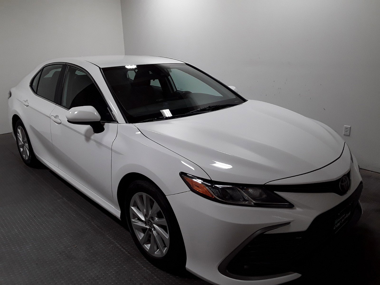 2022 Toyota Camry LE Auto