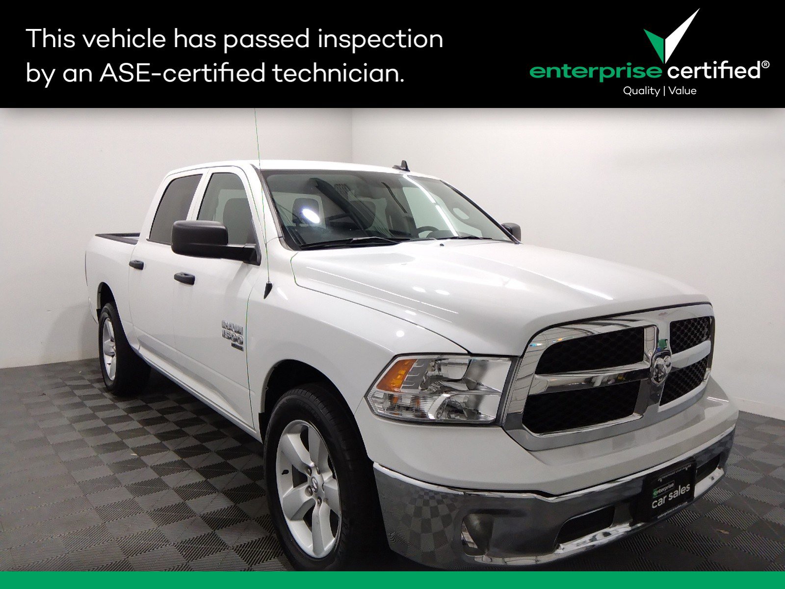 2022 Ram 1500 Classic Tradesman 4x2 Crew Cab 5'7