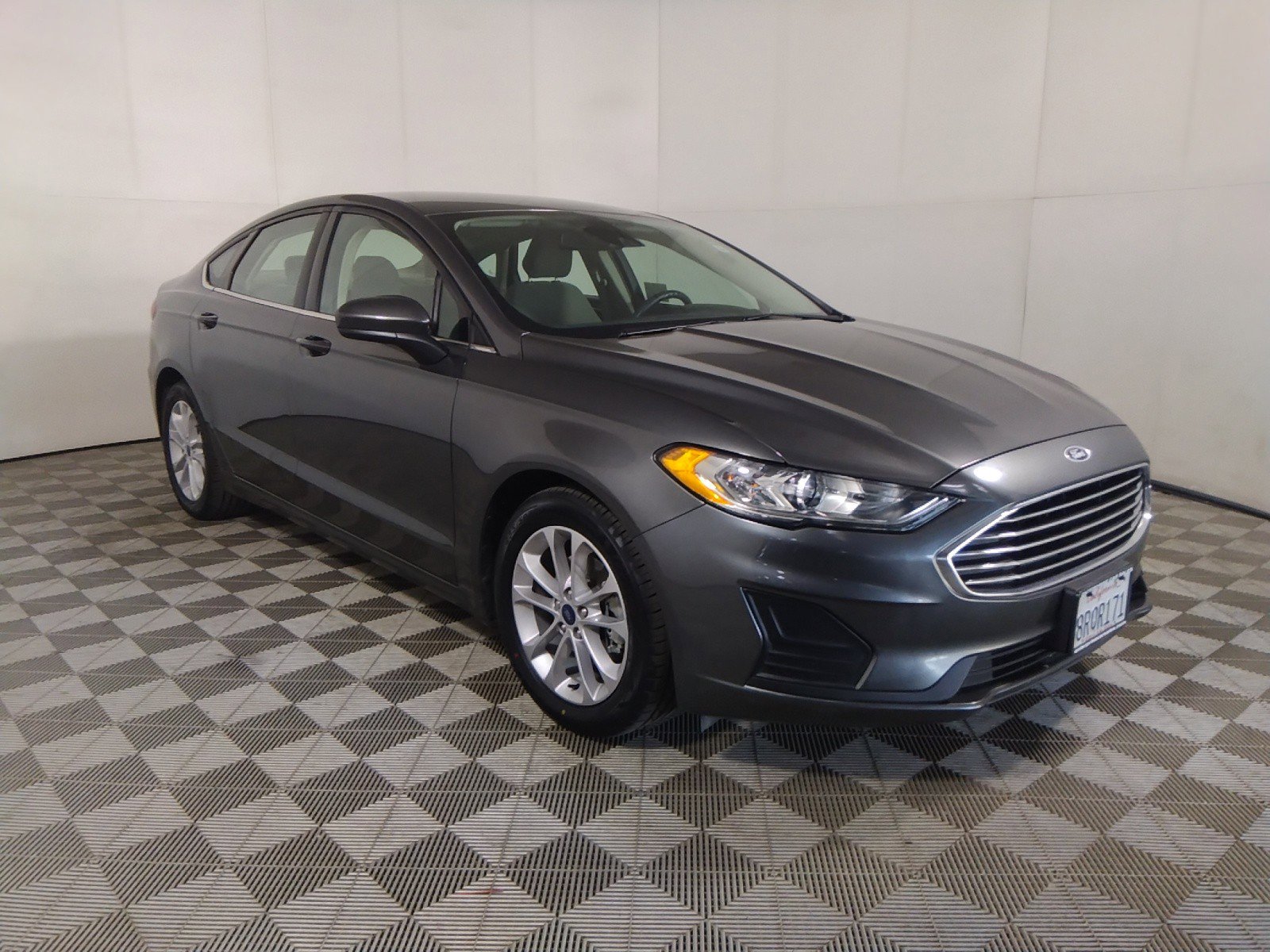 Used 2020 Ford Fusion SE FWD