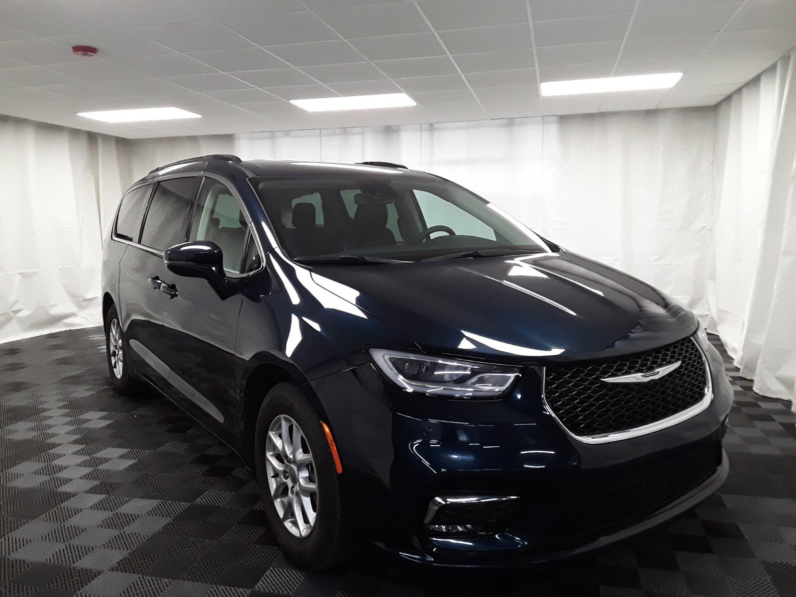 2022 Chrysler Pacifica Touring L FWD