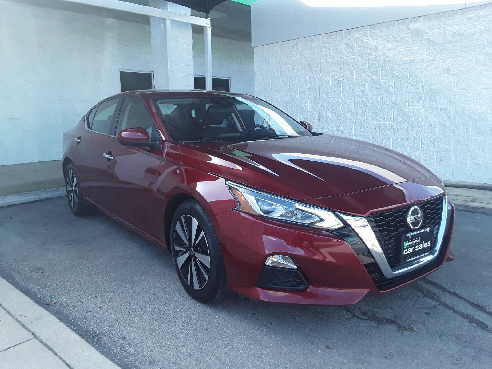 Used 2021 Nissan Altima 2.5 SV Sedan