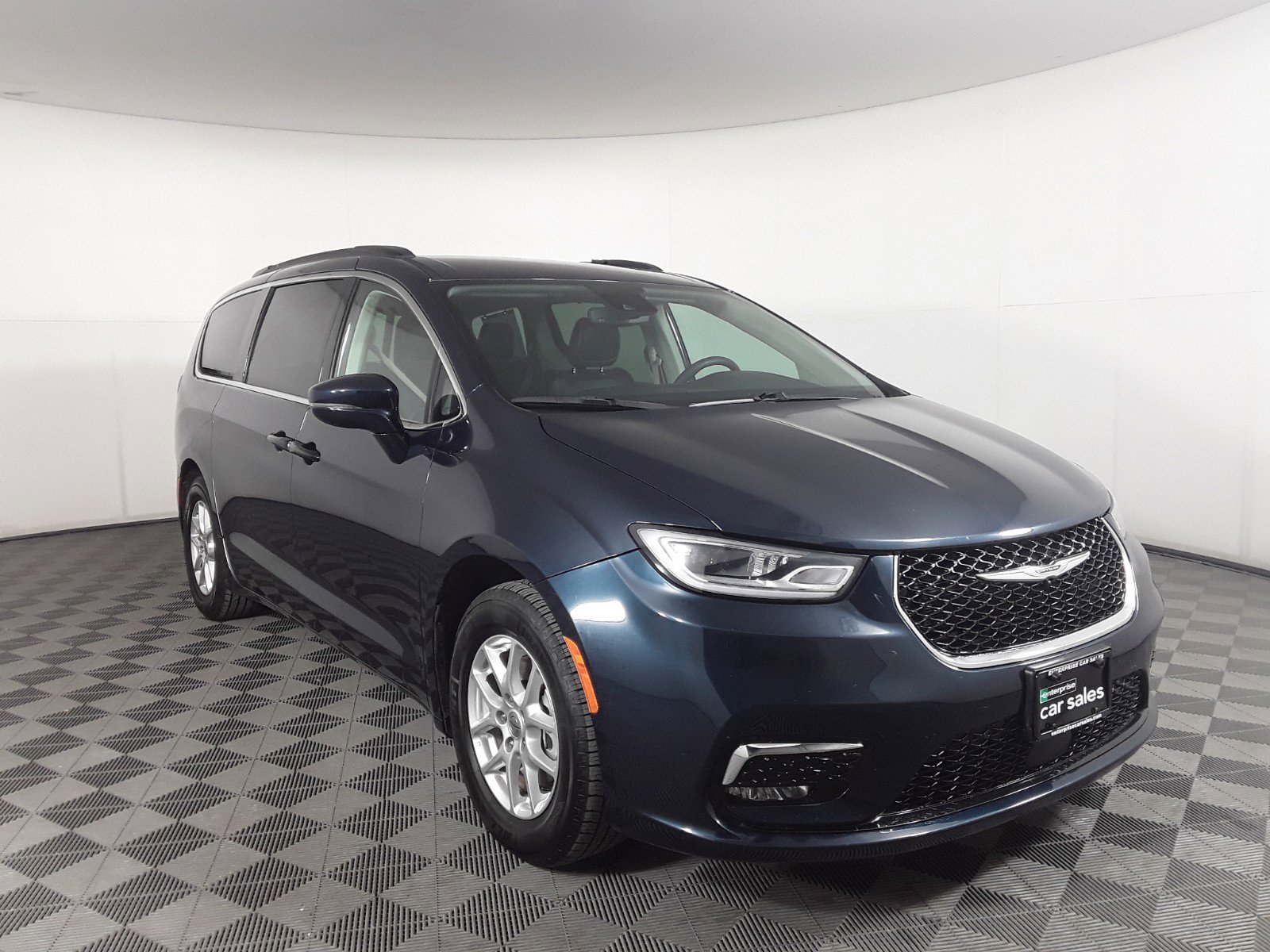 Used 2022 Chrysler Pacifica Touring L FWD