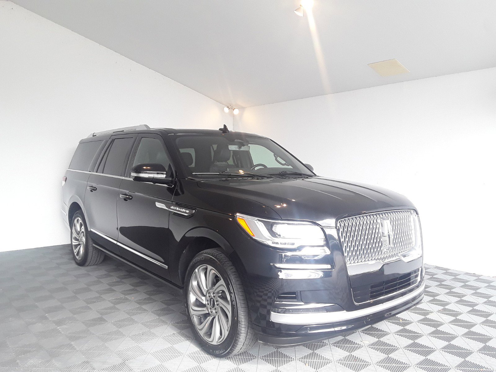 Used 2022 Lincoln Navigator L Reserve 4x2