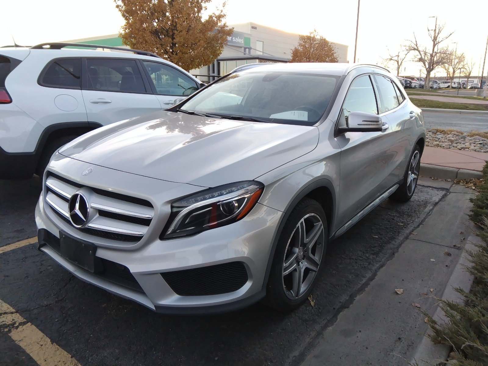 Used 2015 Mercedes-Benz GLA-Class 4MATIC 4dr GLA 250