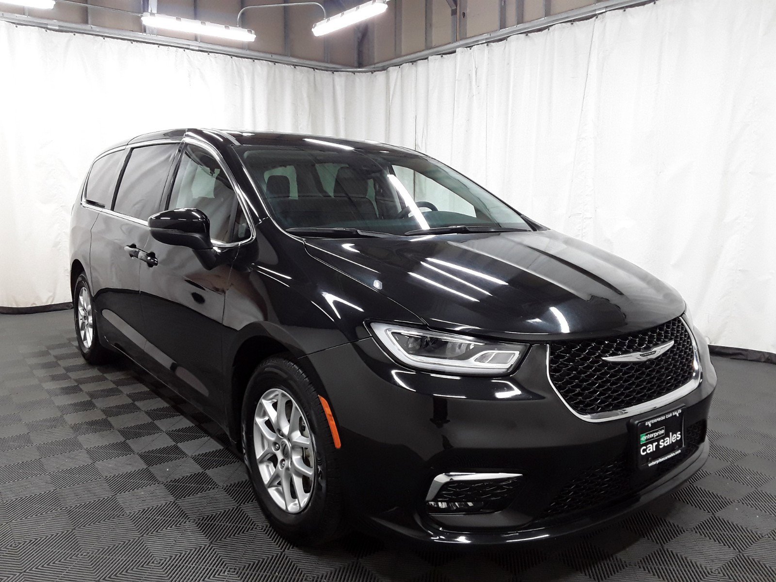 2023 Chrysler Pacifica Touring L FWD