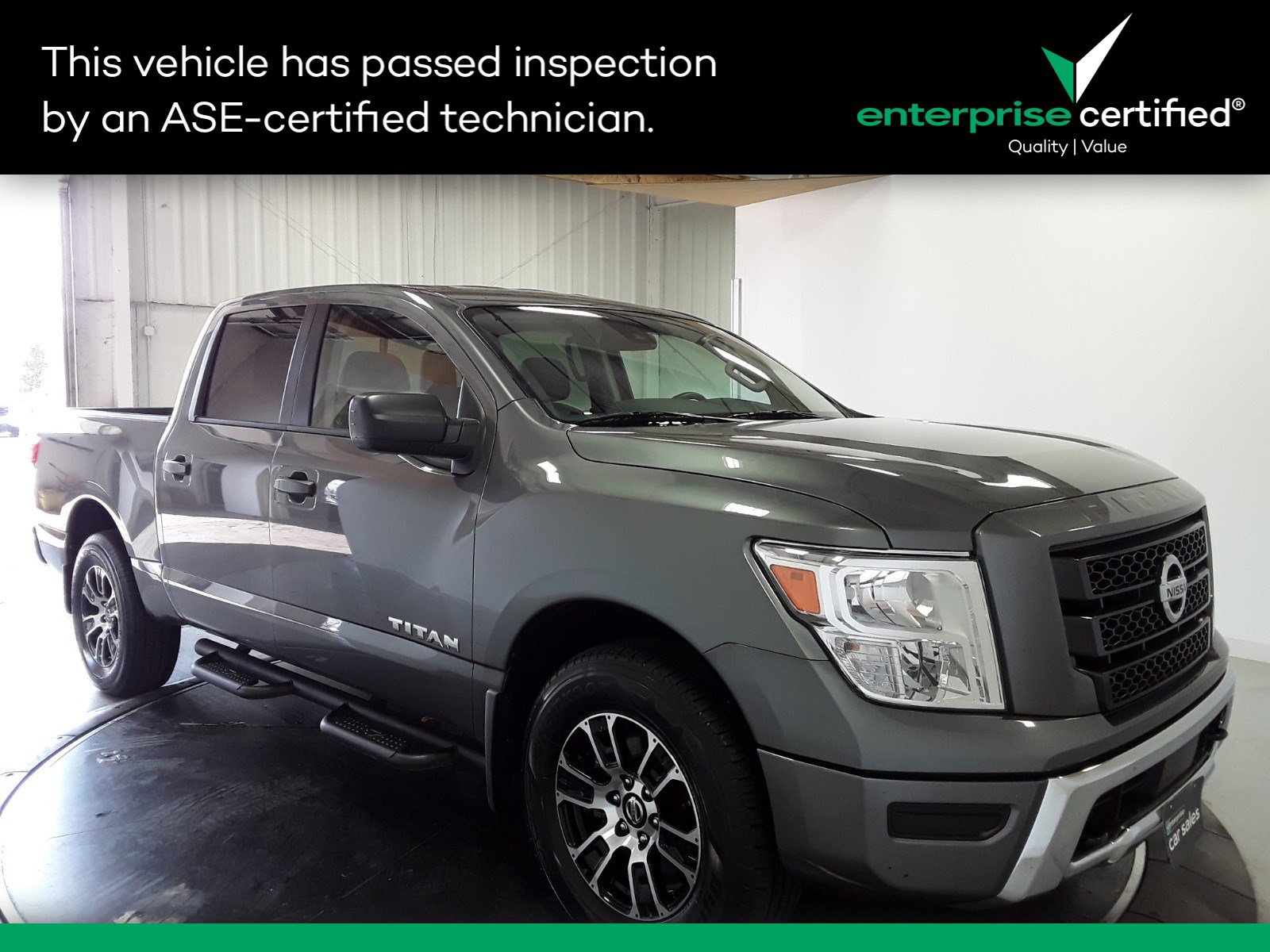 Used 2022 Nissan Titan SV 4x4 Crew Cab