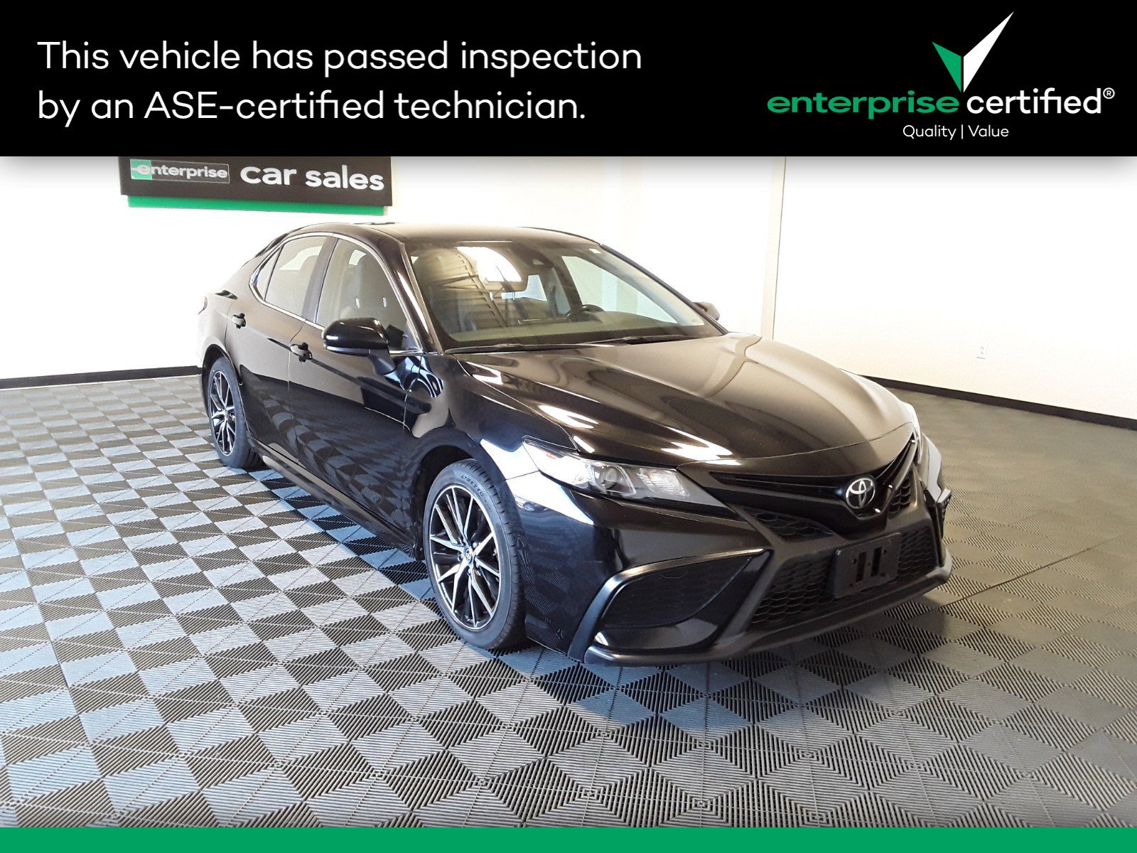 Used 2021 Toyota Camry SE Auto