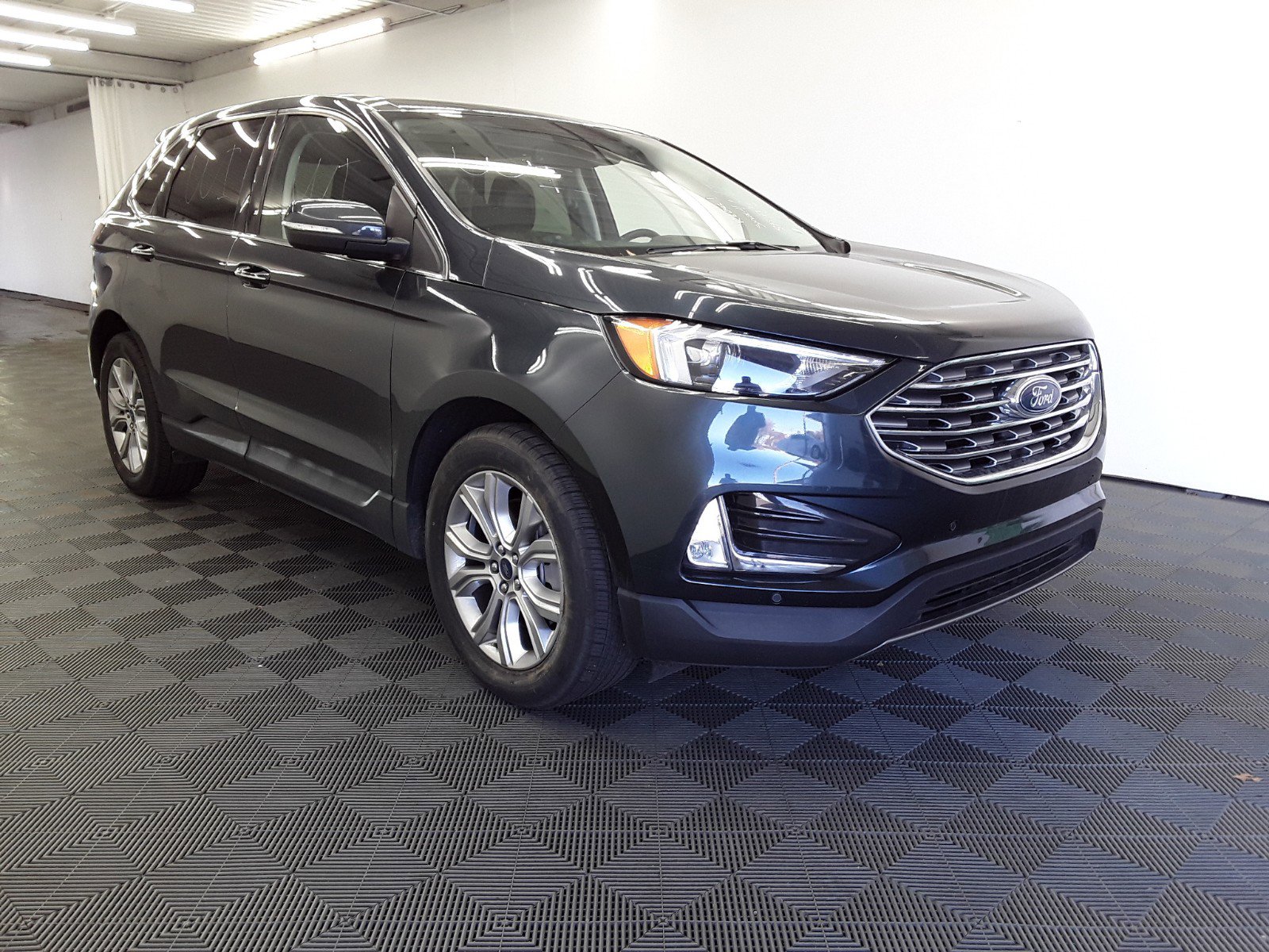 Used 2022 Ford Edge Titanium AWD