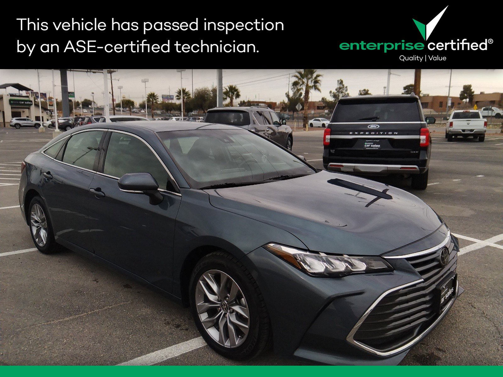 Used 2022 Toyota Avalon XLE FWD