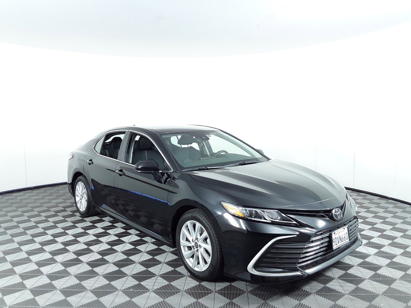 2023 Toyota Camry LE Auto