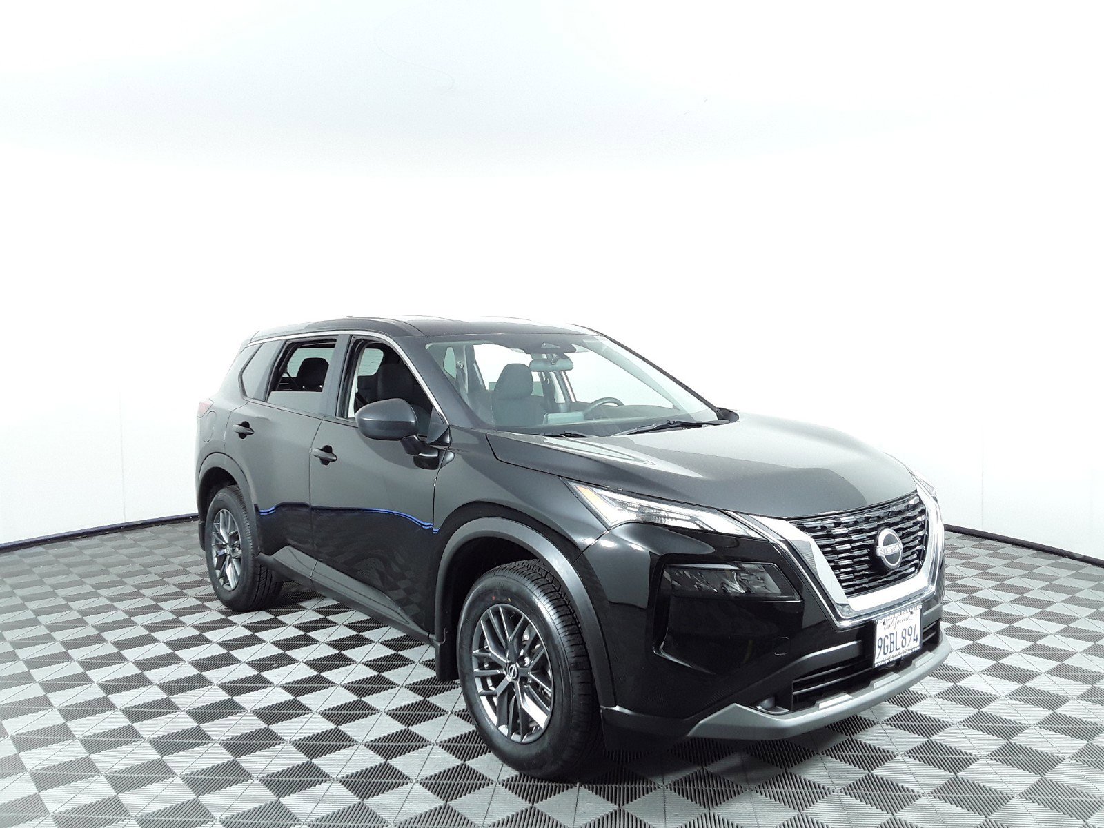 Used 2023 Nissan Rogue 