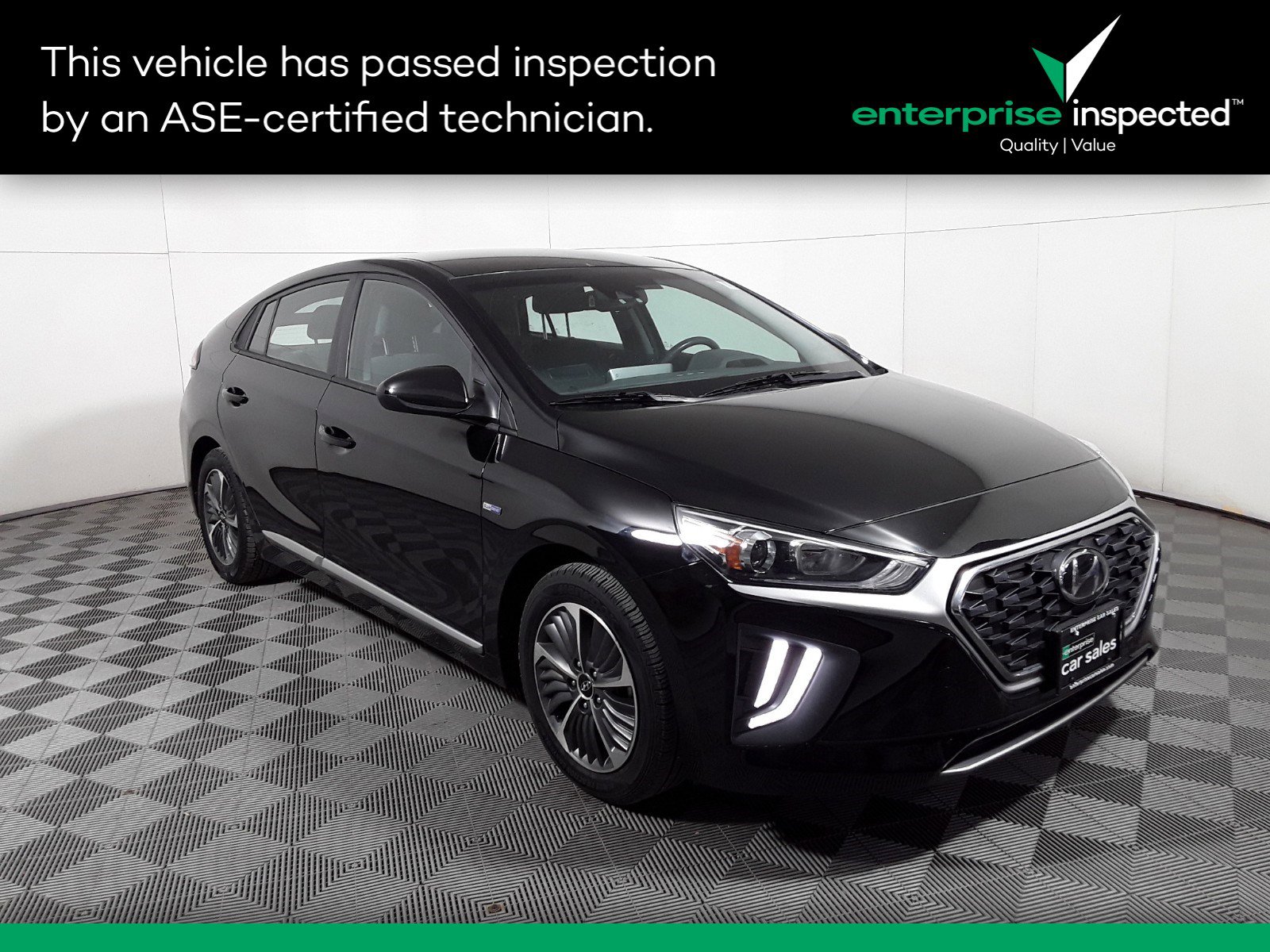 Used 2020 Hyundai Ioniq Plug-In Hybrid SE Hatchback