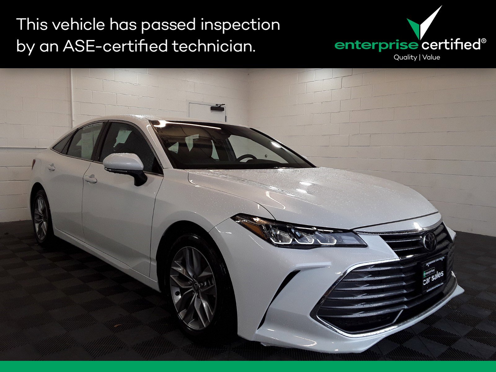 Used 2022 Toyota Avalon XLE FWD