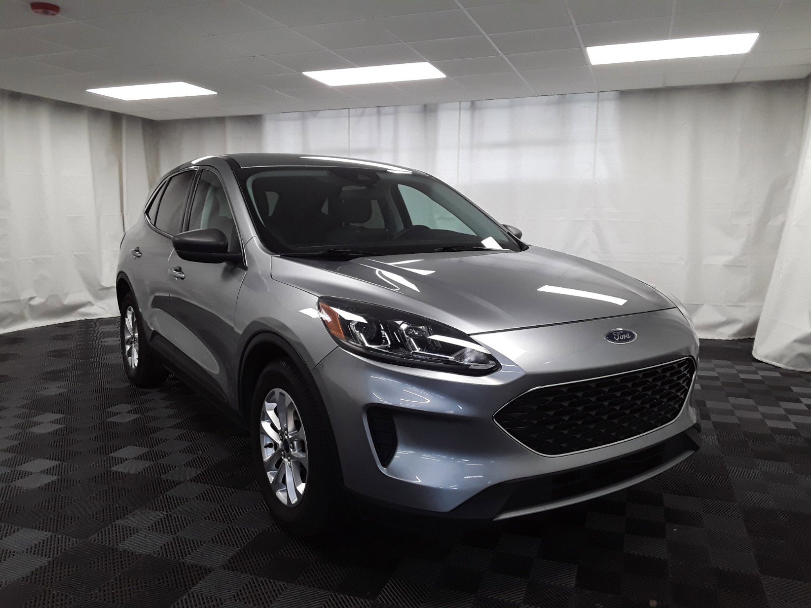 Used 2022 Ford Escape SE FWD