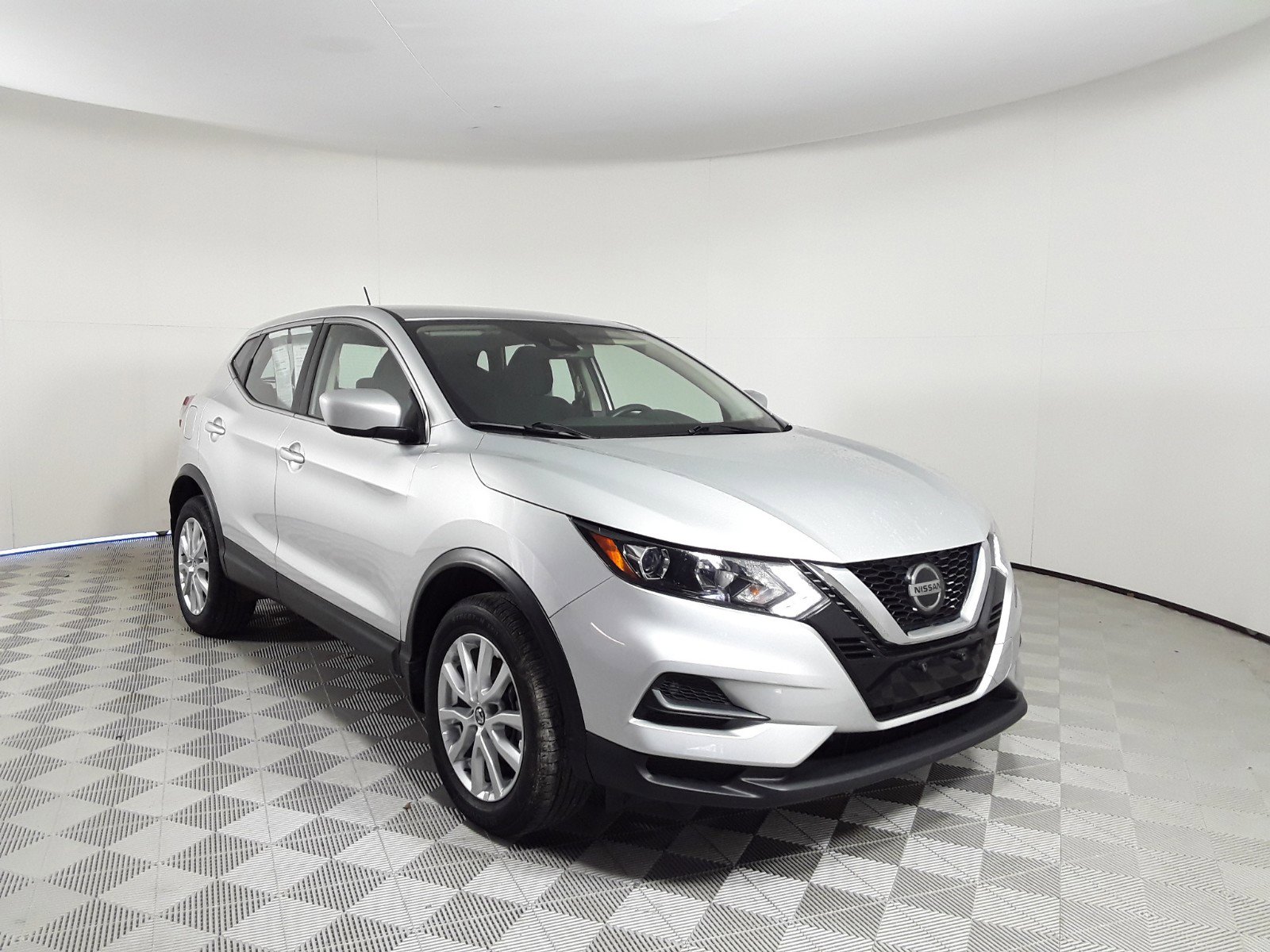 2022 Nissan Rogue Sport FWD S