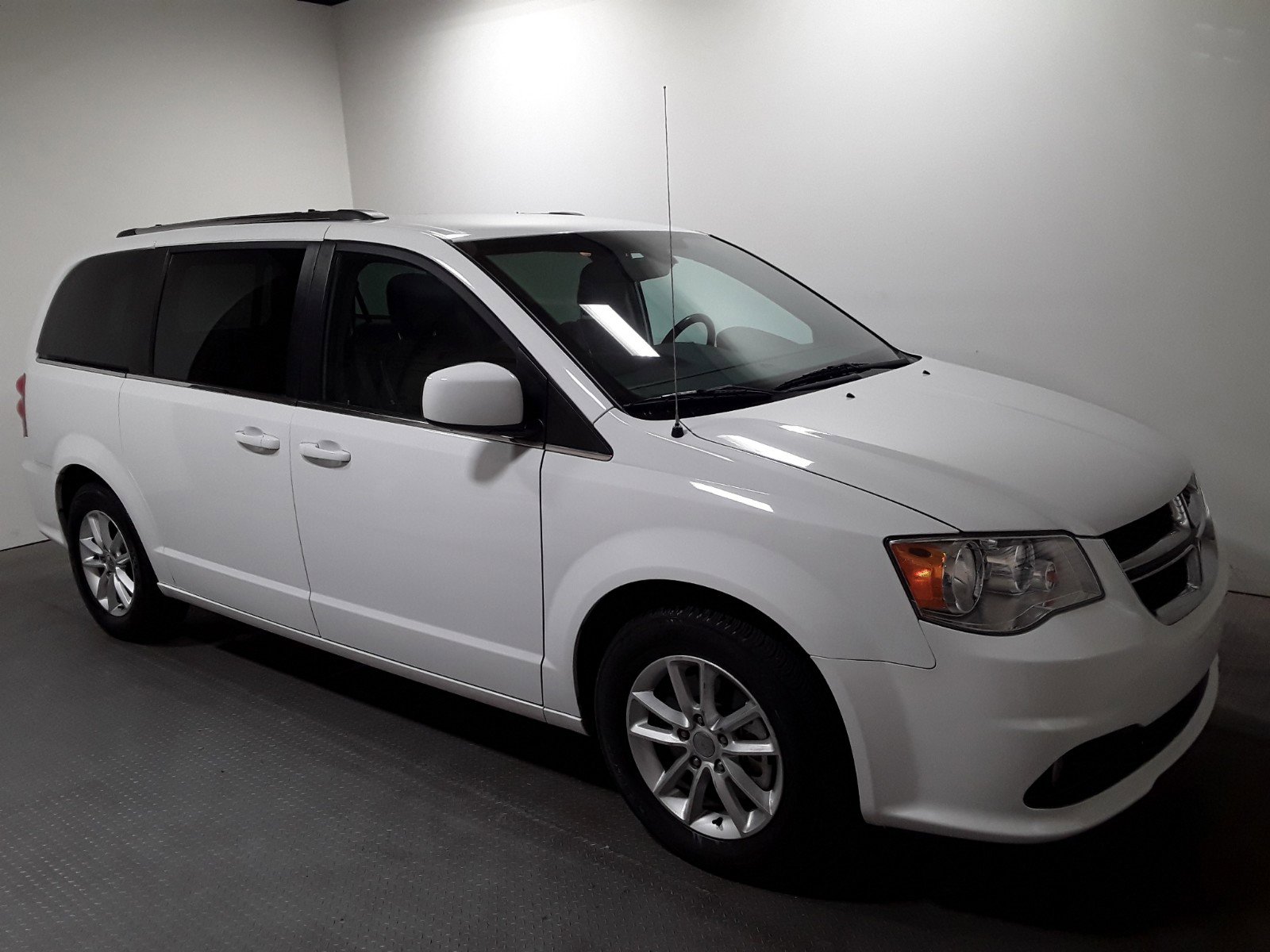 Used 2019 Dodge Grand Caravan SXT Wagon