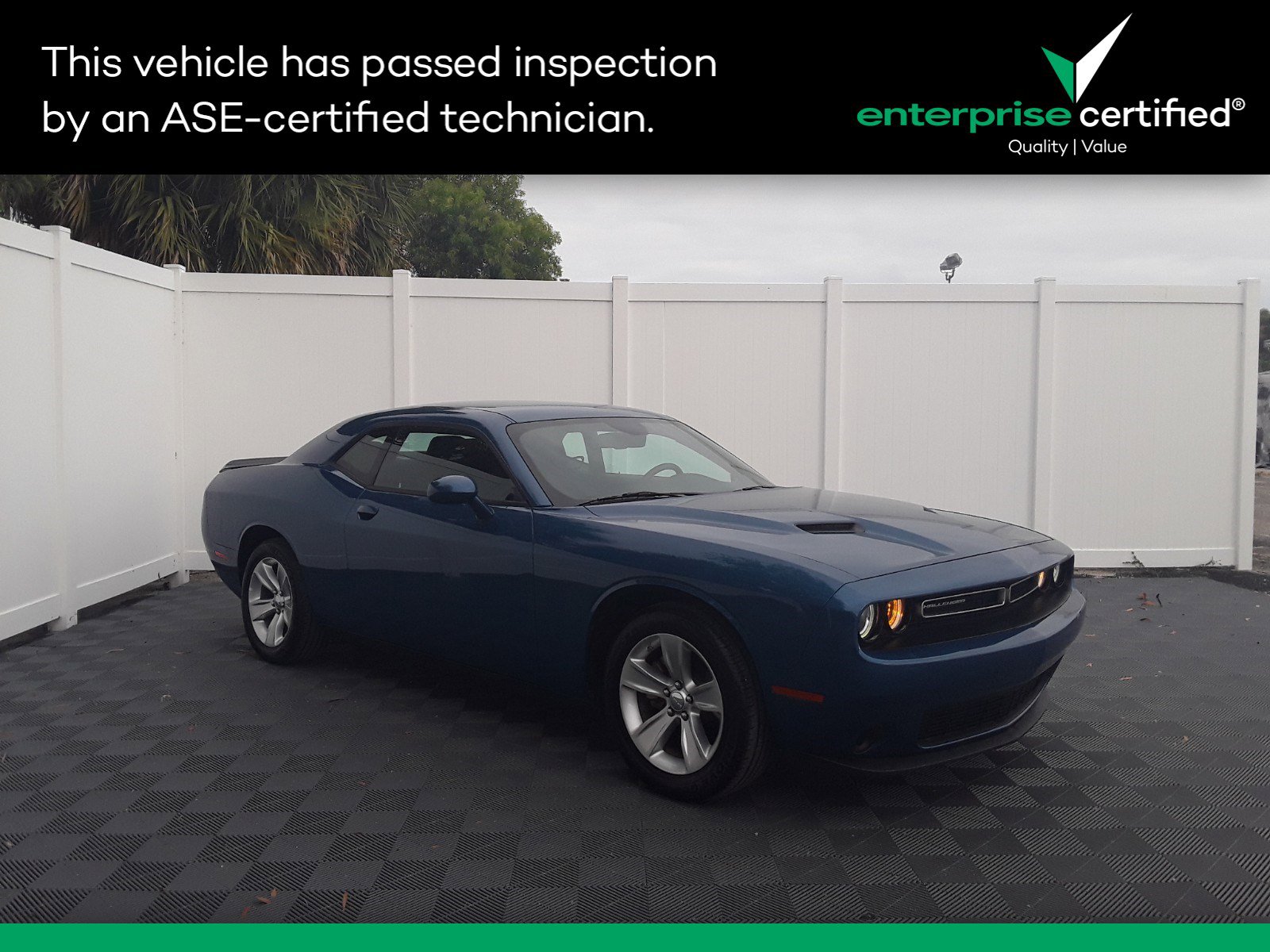 Used 2023 Dodge Challenger SXT RWD