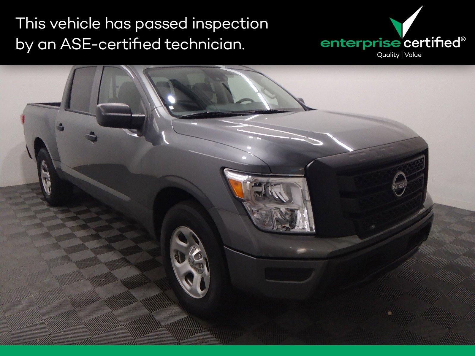 Used 2023 Nissan Titan 4x2 Crew Cab SV