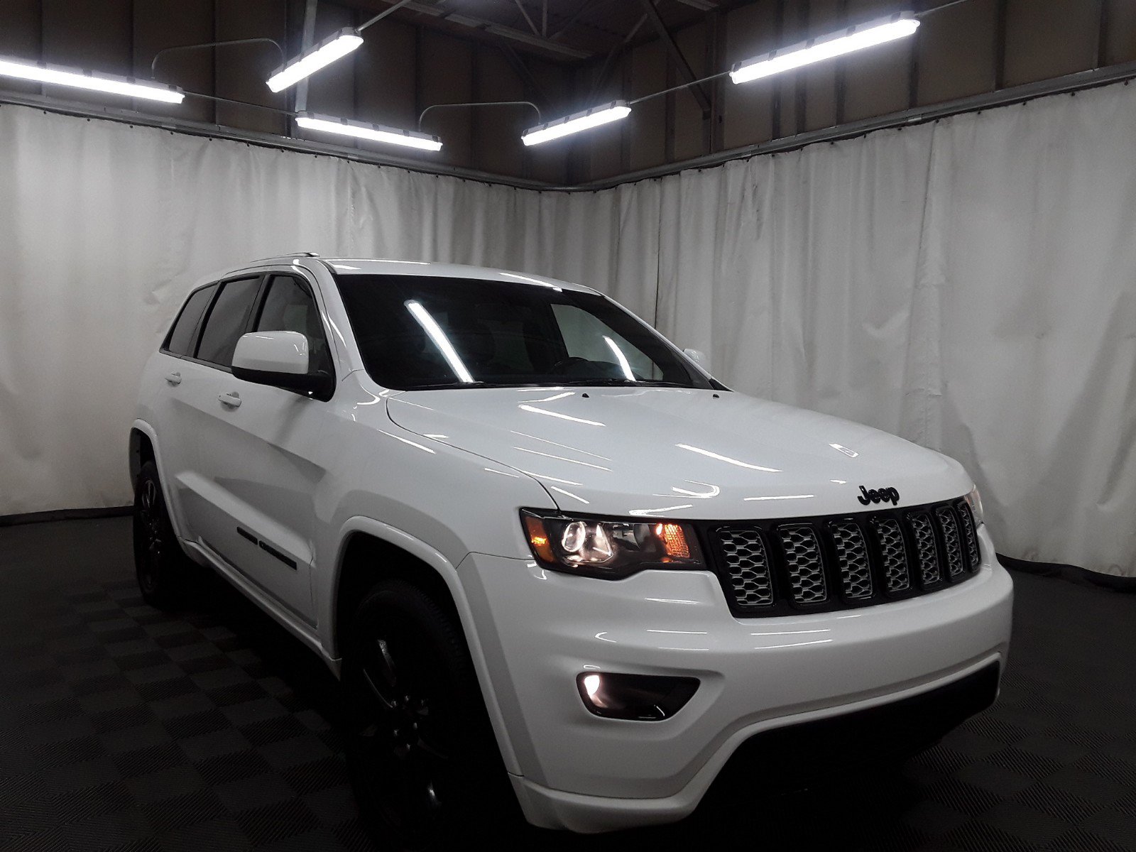 2021 Jeep Grand Cherokee Laredo X 4x4