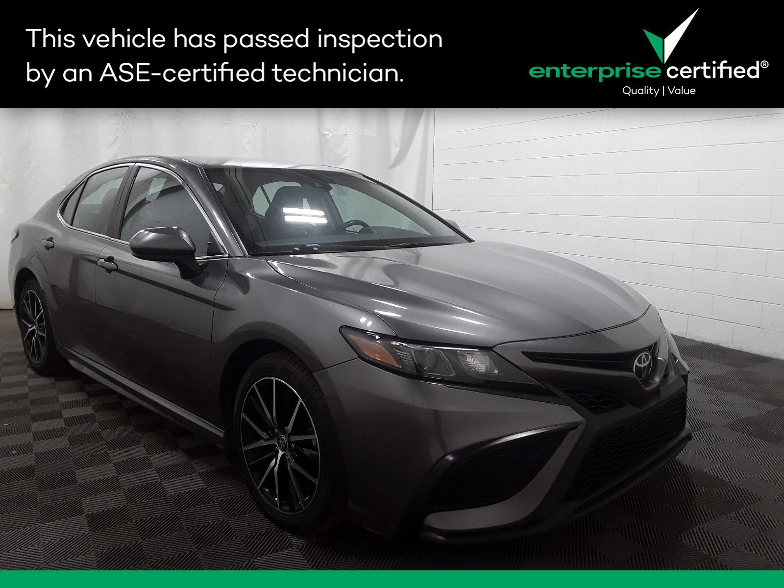 Used 2021 Toyota Camry SE Auto