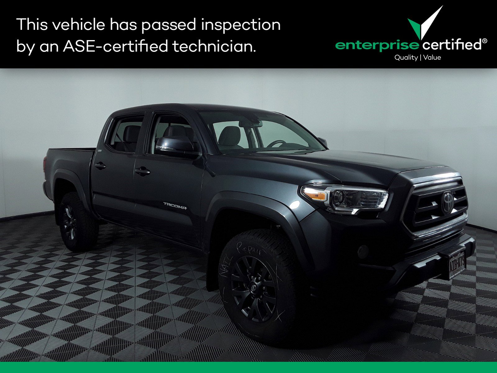 2022 Toyota Tacoma 4WD SR5 Double Cab 5' Bed V6 AT