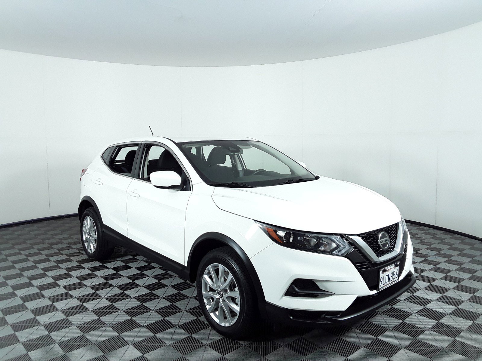 2022 Nissan Rogue Sport FWD S