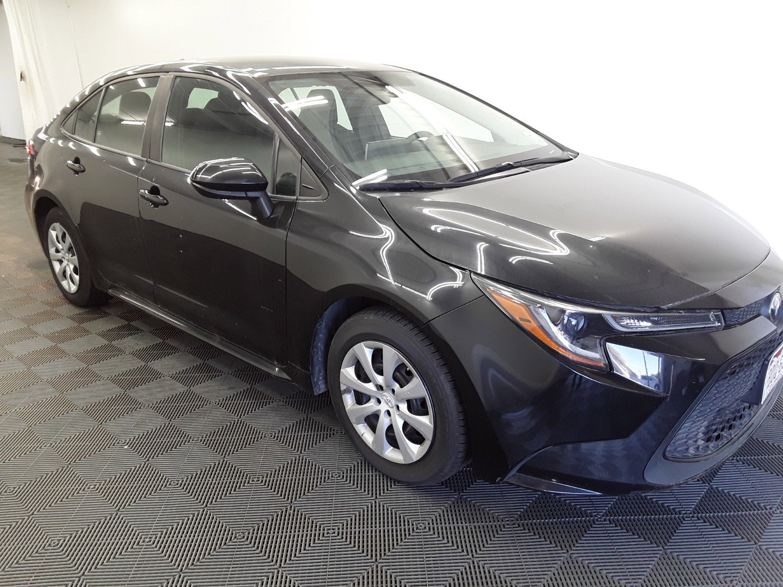 Used 2021 Toyota Corolla LE CVT