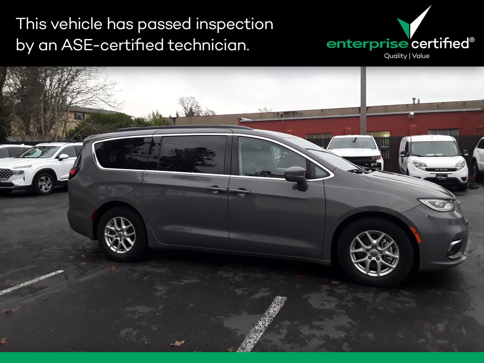 Used 2022 Chrysler Pacifica Touring L FWD