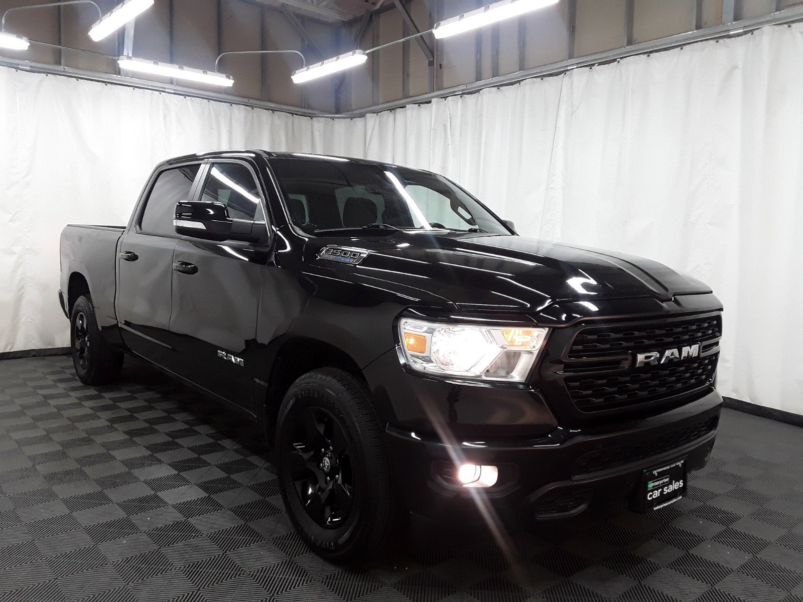 2022 Ram 1500 Big Horn 4x2 Crew Cab 6'4