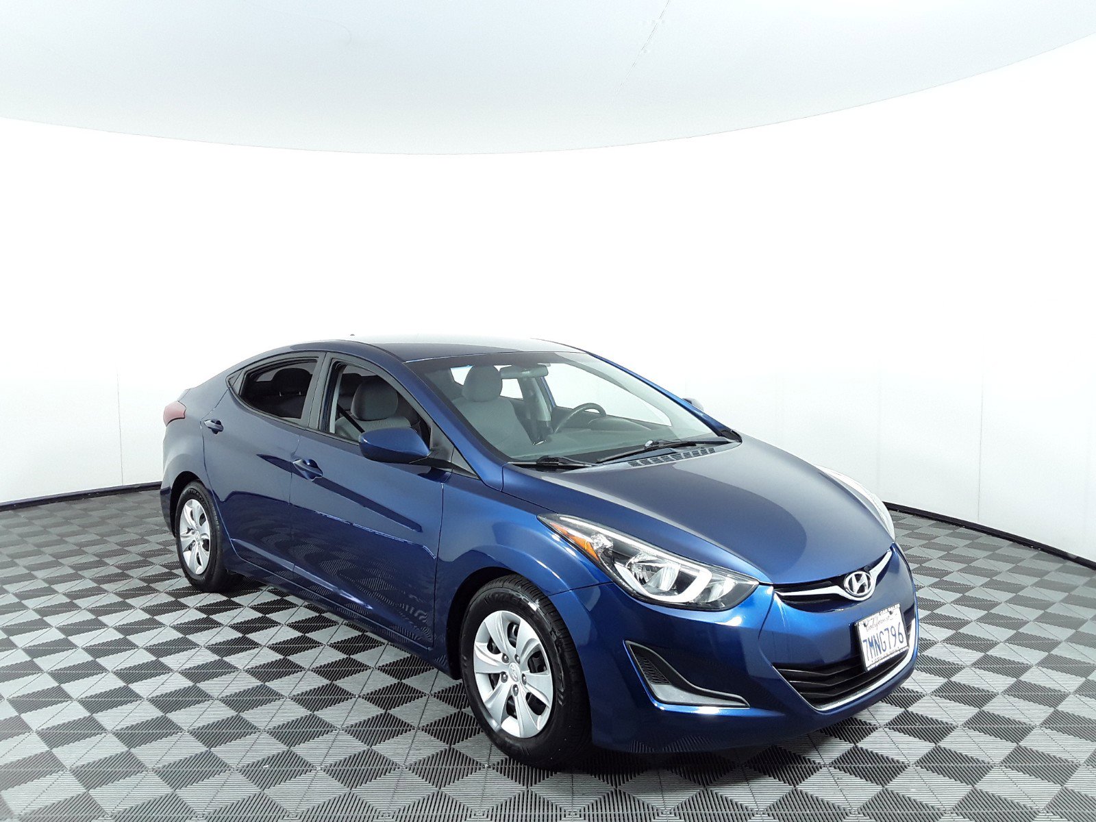 2016 Hyundai Elantra 4dr Sdn Auto SE