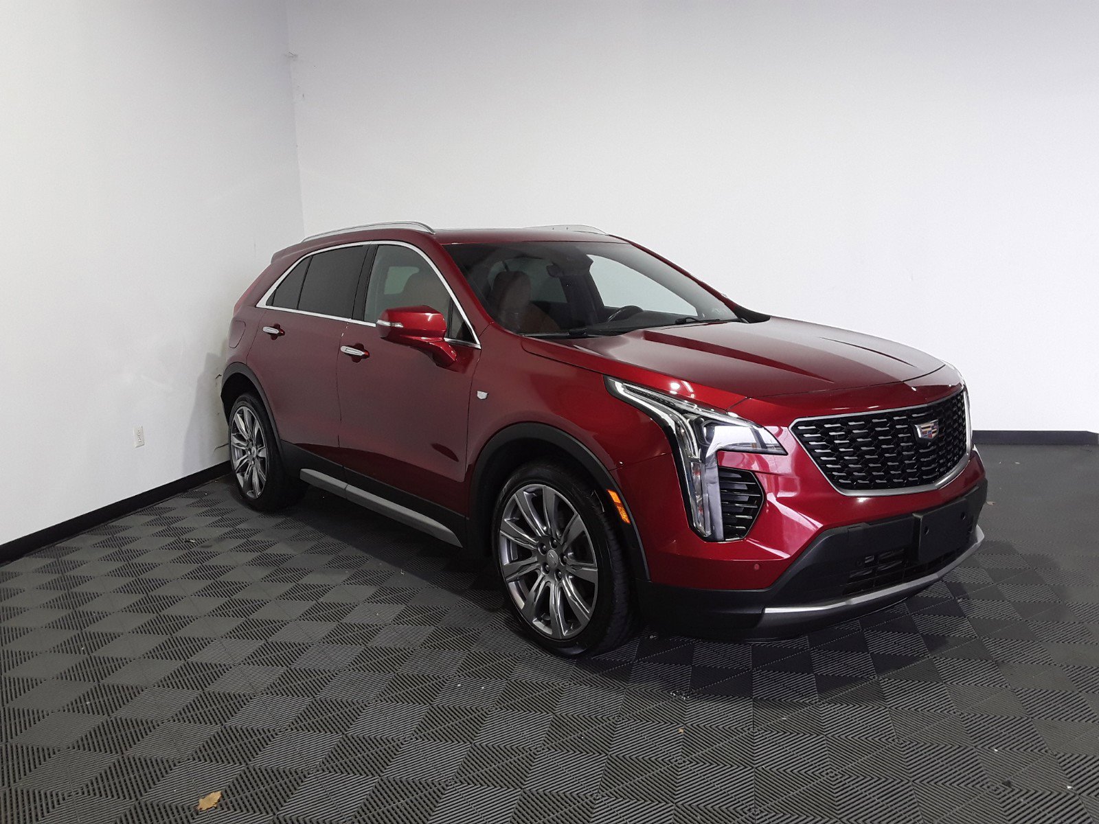 2019 Cadillac XT4 AWD Premium Luxury 4dr